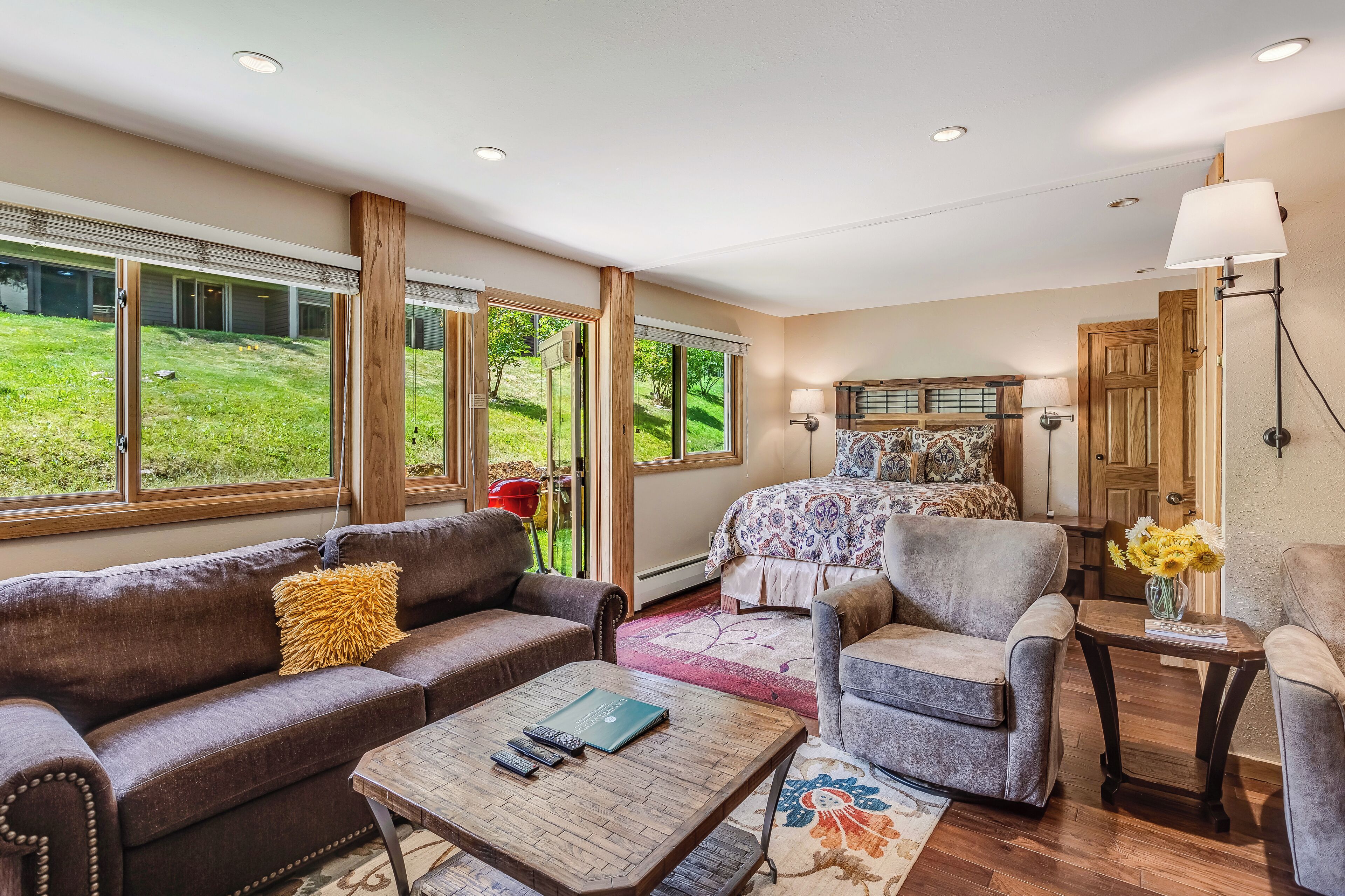 1 bedroom, desk, iron/ironing board, travel crib