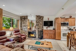 Smart TV, fireplace, DVD player