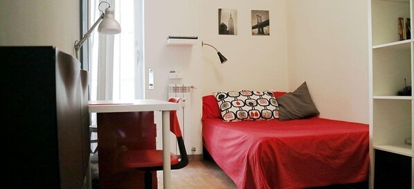 1 bedroom, WiFi, bed sheets