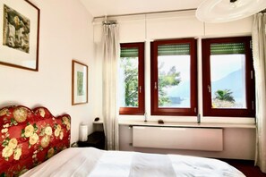 1 soverom, strykejern/-brett, wi-fi og sengetøy