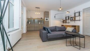 Family Apartment | Living room