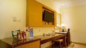 Superior Twin Room - Coins Hotel by Ruang Nyaman (Jakarta)