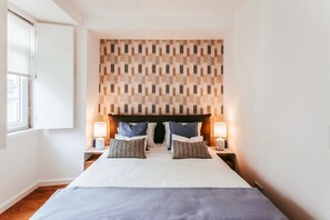 1 habitación, tabla de planchar con plancha, wifi gratis y ropa de cama 