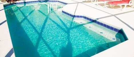 Opvarmet pool