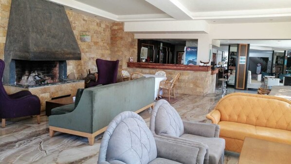 Lobby sitting area - Yeni Yukseller Otel (Ürgüp)