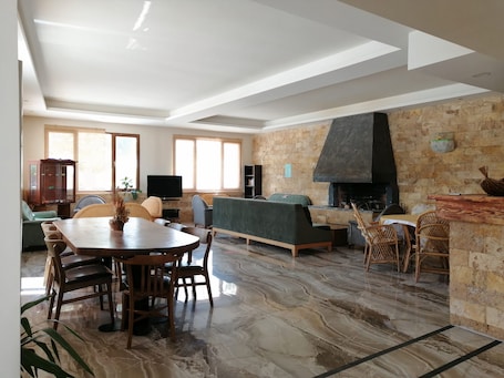 Sala de estar en el lobby