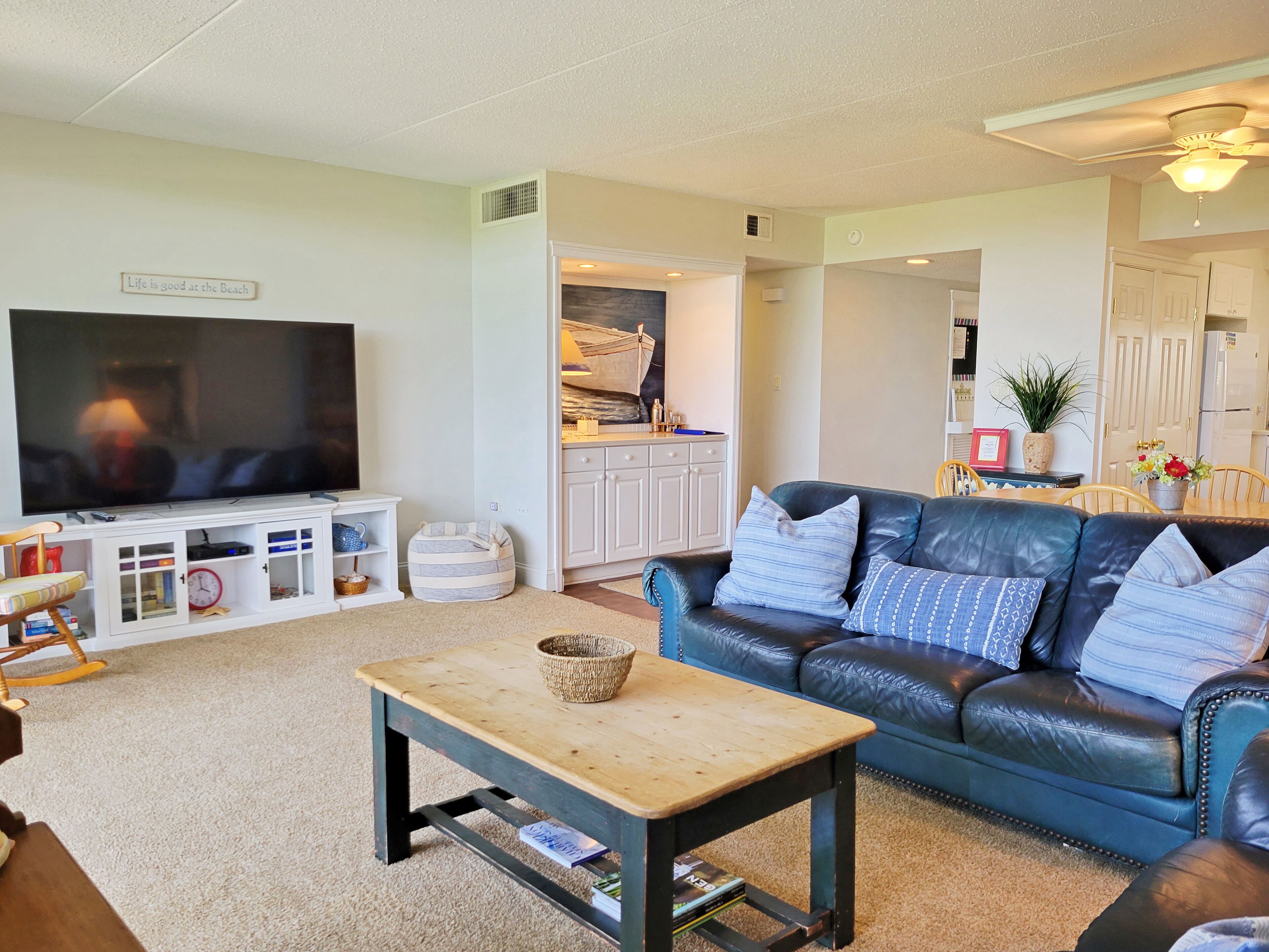 Second row condo, 5th floor, beach access across road, balcony, pool, grill area