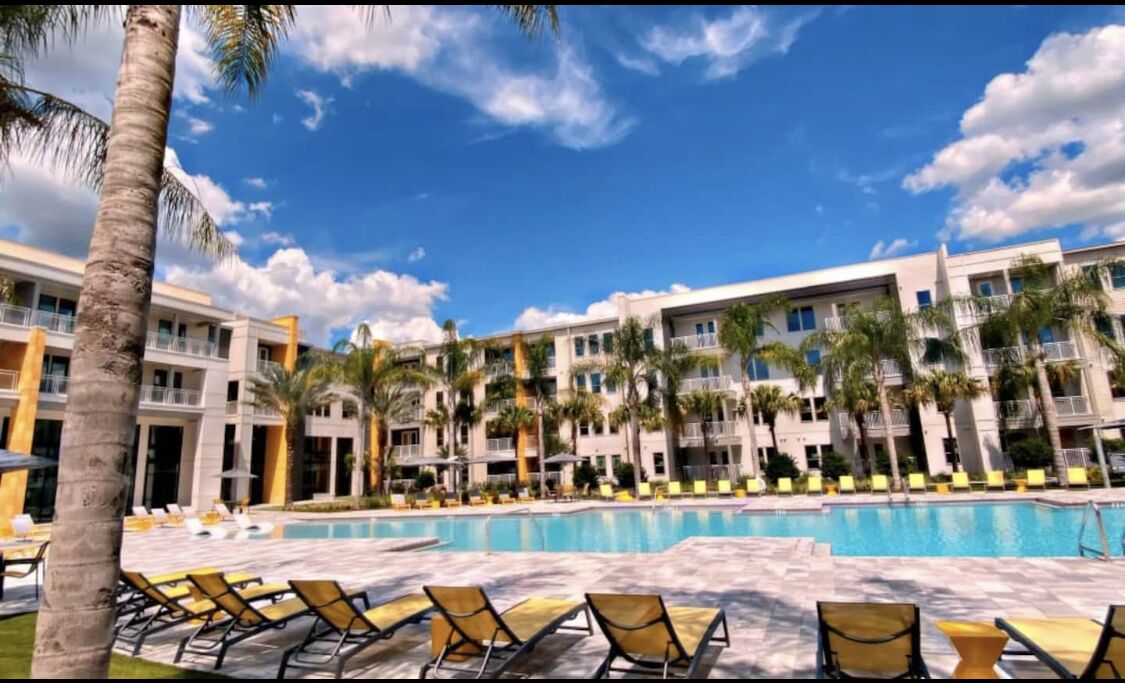 New Luxury Oasis - Near Mayo Clinic & Saint Johns Town Center