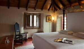 5 Schlafzimmer, Bügeleisen/Bügelbrett, kostenloses WLAN, Bettwäsche