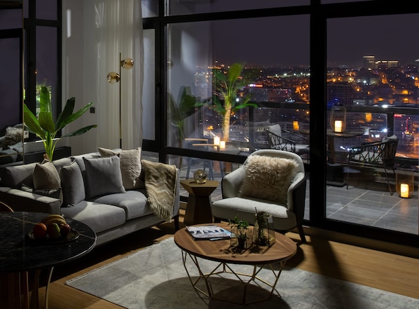 行政公寓客房 | 客廳 | 109 厘米LCD 電視連有線電視頻道、電視