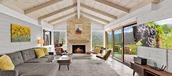 3826 Hacienda on the Hill - Private, Great Views