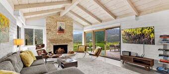 3826 Hacienda on the Hill - Private, Great Views