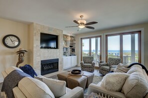 Flat-screen TV, fireplace