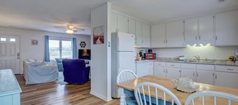 Amazing South Topsail 4BR Retreat