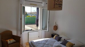 3 habitaciones, tabla de planchar con plancha y wifi 