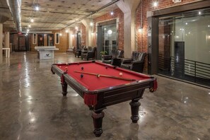 Spielezimmer