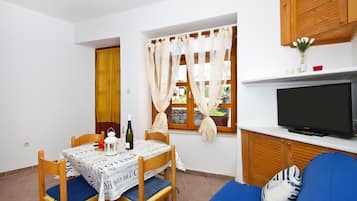 Apartment | Living room