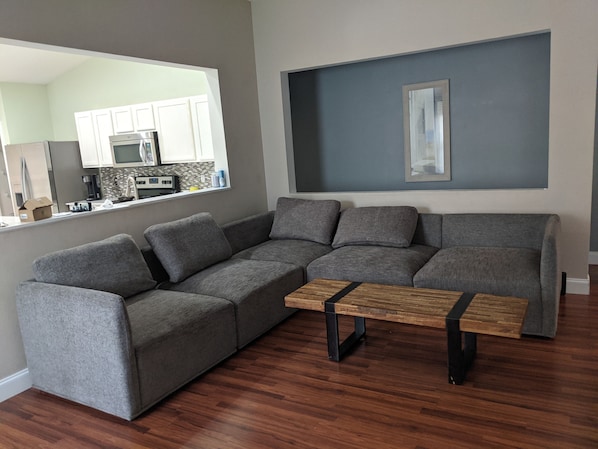 TV, fireplace, offices