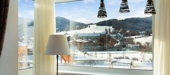 Chalet # 19 for up to 8 people with IR- Sauna