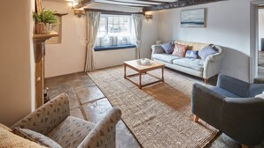 House | Living area - Oakdene (Whitby)
