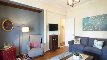 Design Apartment | Living area | Flat-screen TV
