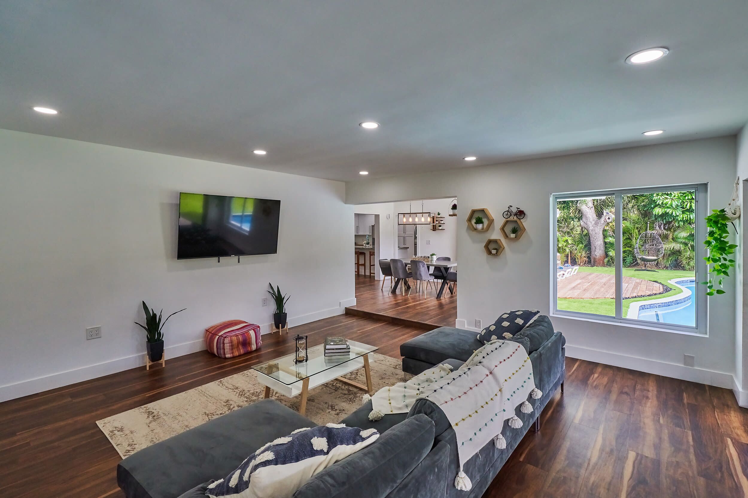 NFL Field Villa | Terrace w/Fire Pit+Games+Grill