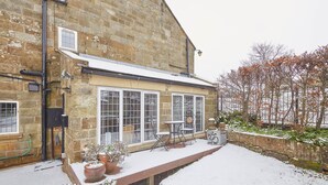 Exterior - The Green (Whitby)