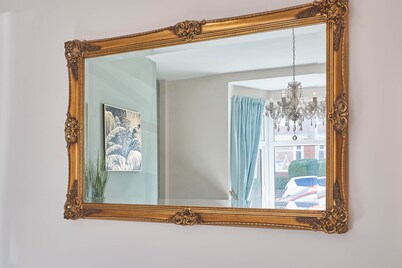 No 15 Montrose Street