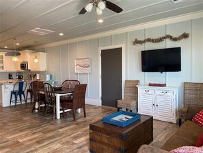 Living area - Salty Suites, beachfront, opt golf cart (Bolivar Peninsula)