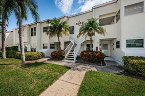 Exterior - VV 5B-241 - Vista Verde East - Premium (St Petersburg)