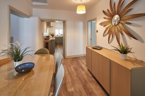 Cottage | In-room dining - Reivers Cottage (Richmond)