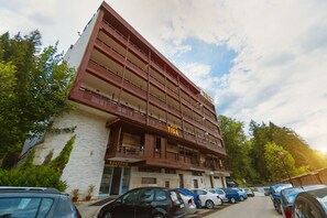 Front of property - Hotel TISA (Baile Olanesti)