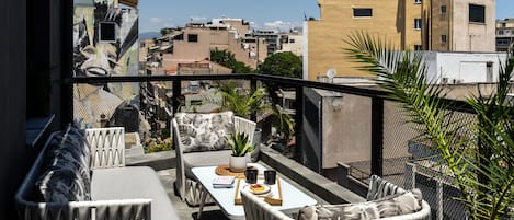 Suite Luxe, bain Ă remous, vue ville | Balcon