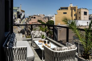 Balcony - MELO Athens (Athens)