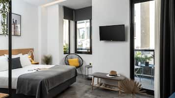 Suite estudio junior, balcón | Ropa de cama de alta calidad y colchones con acolchado adicional