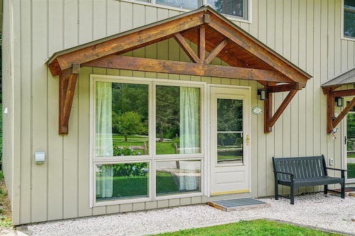 Valley Park D1: A Family-Friendly Retreat with 2 Bedrooms and Bunk Beds