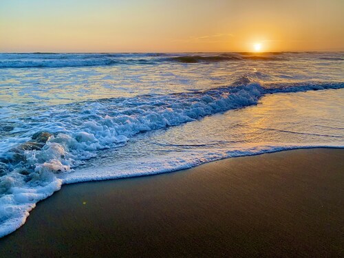Remote Oceanfront Retreat Between Santa Cruz & Monterey