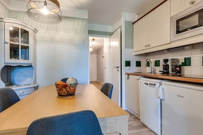 Fridge, microwave, oven, dishwasher - Le Zeste - Terrasse et piscine partagée (Soustons)