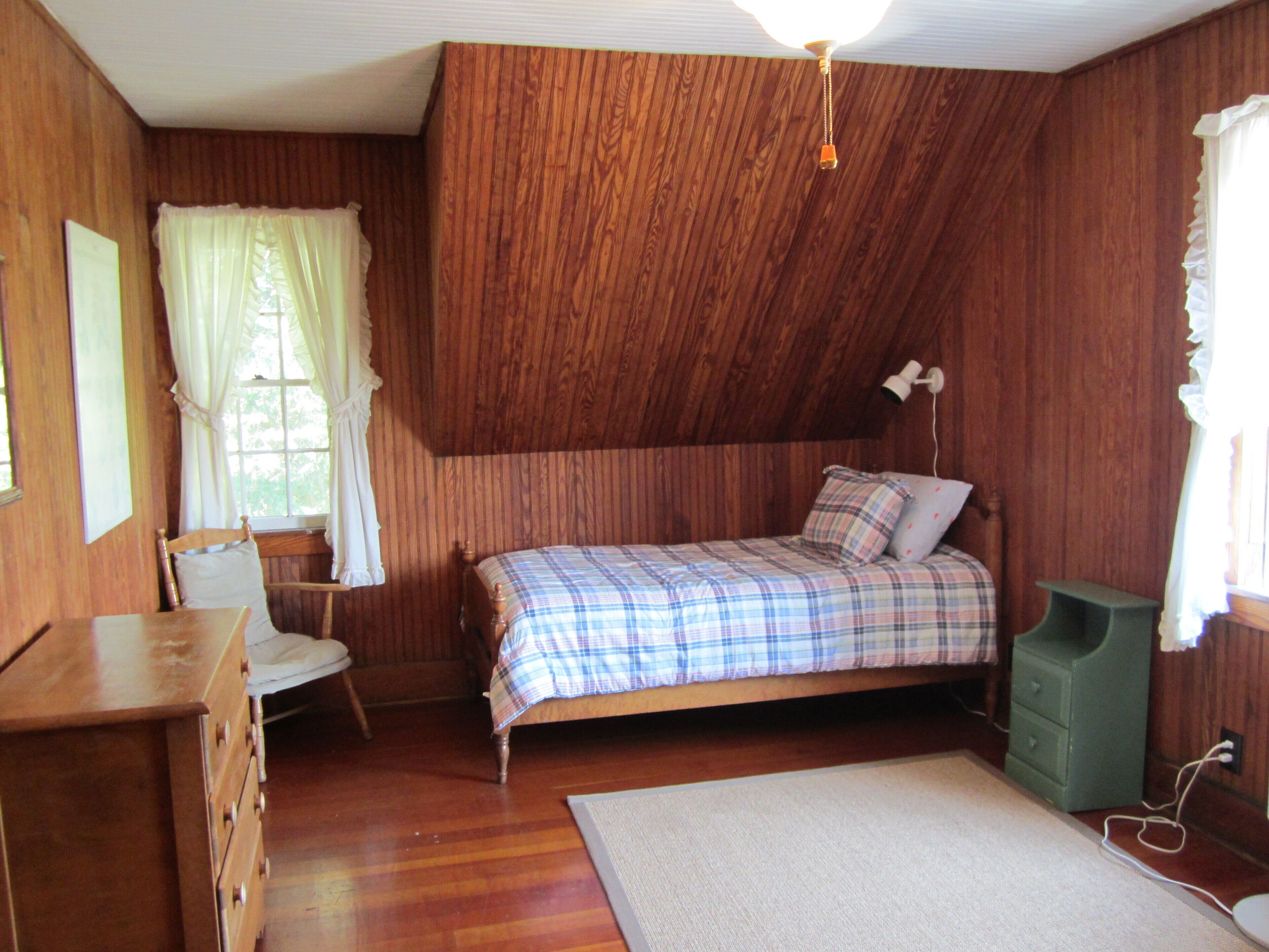 Stable Properties - Charming Four Bedroom Cottage With Beautiful Views