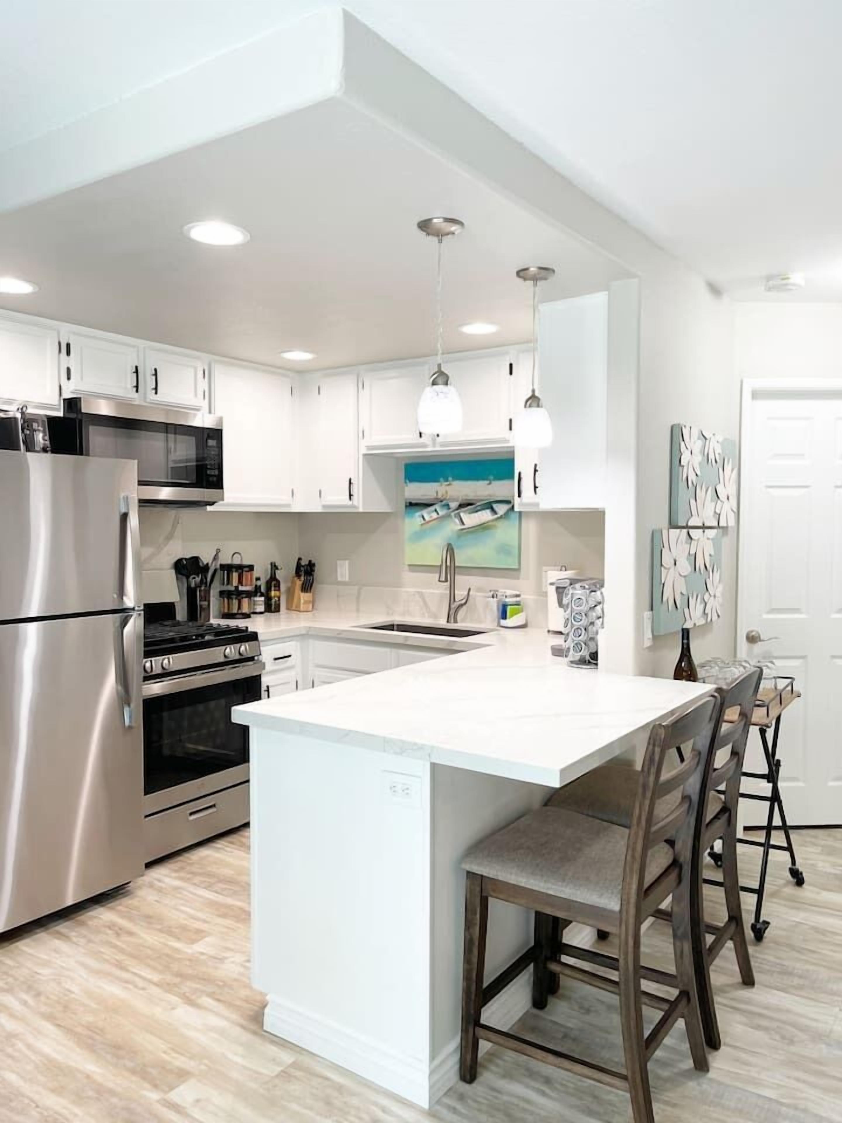 92 Walk Score, Beautifully Remodeled, Patio