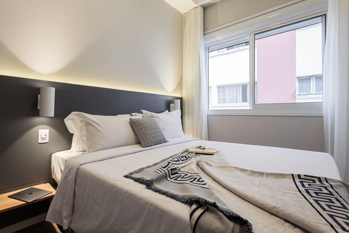 Suite estudio Confort | Ropa de cama de alta calidad y colchones con acolchado adicional