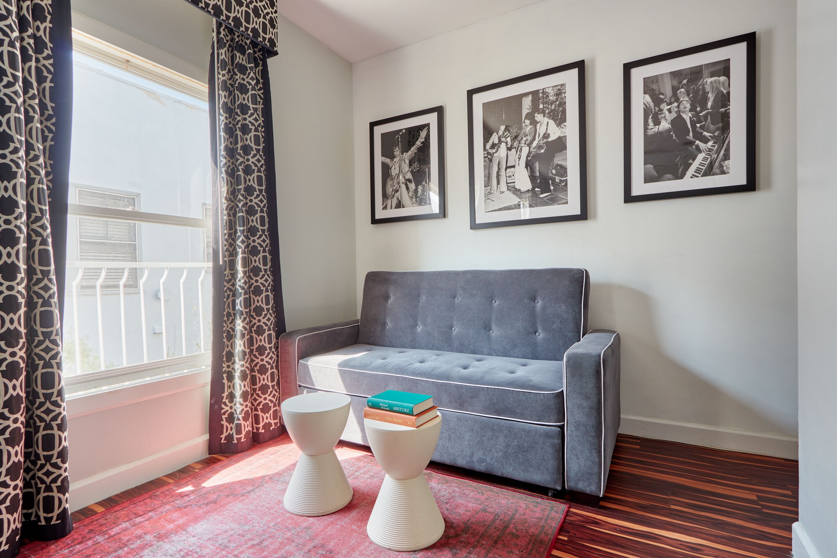 The Crescent powered by Sonder | Superior King Room