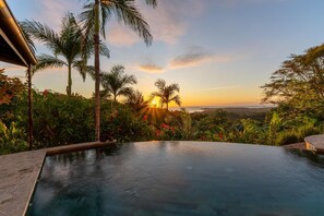 Outdoor pool - Ocean view, Secret place - Casa Espectacular (Uvita)