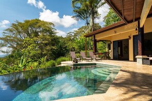 Unclassified image, 5 of 39, button