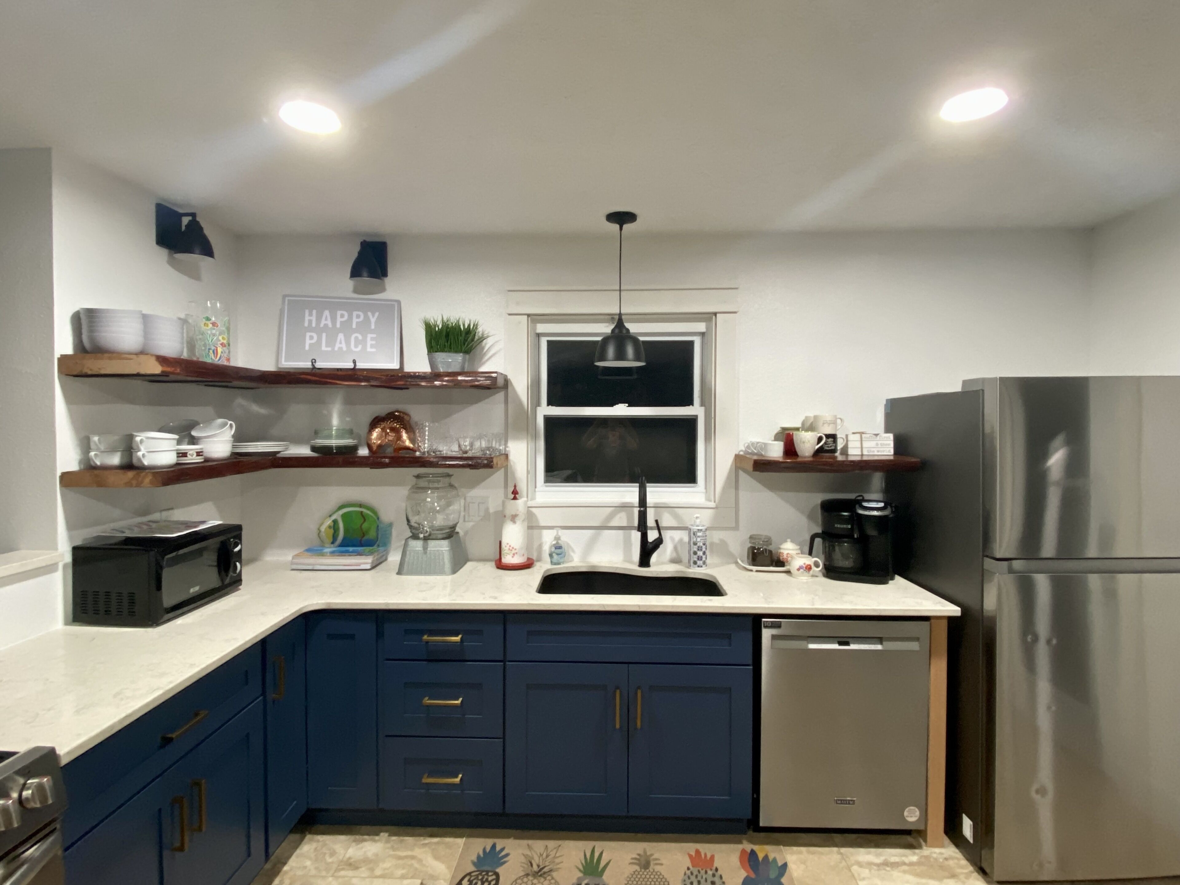 Two Seperate Living Areas with Views of Bull Shoals Lake and Dam