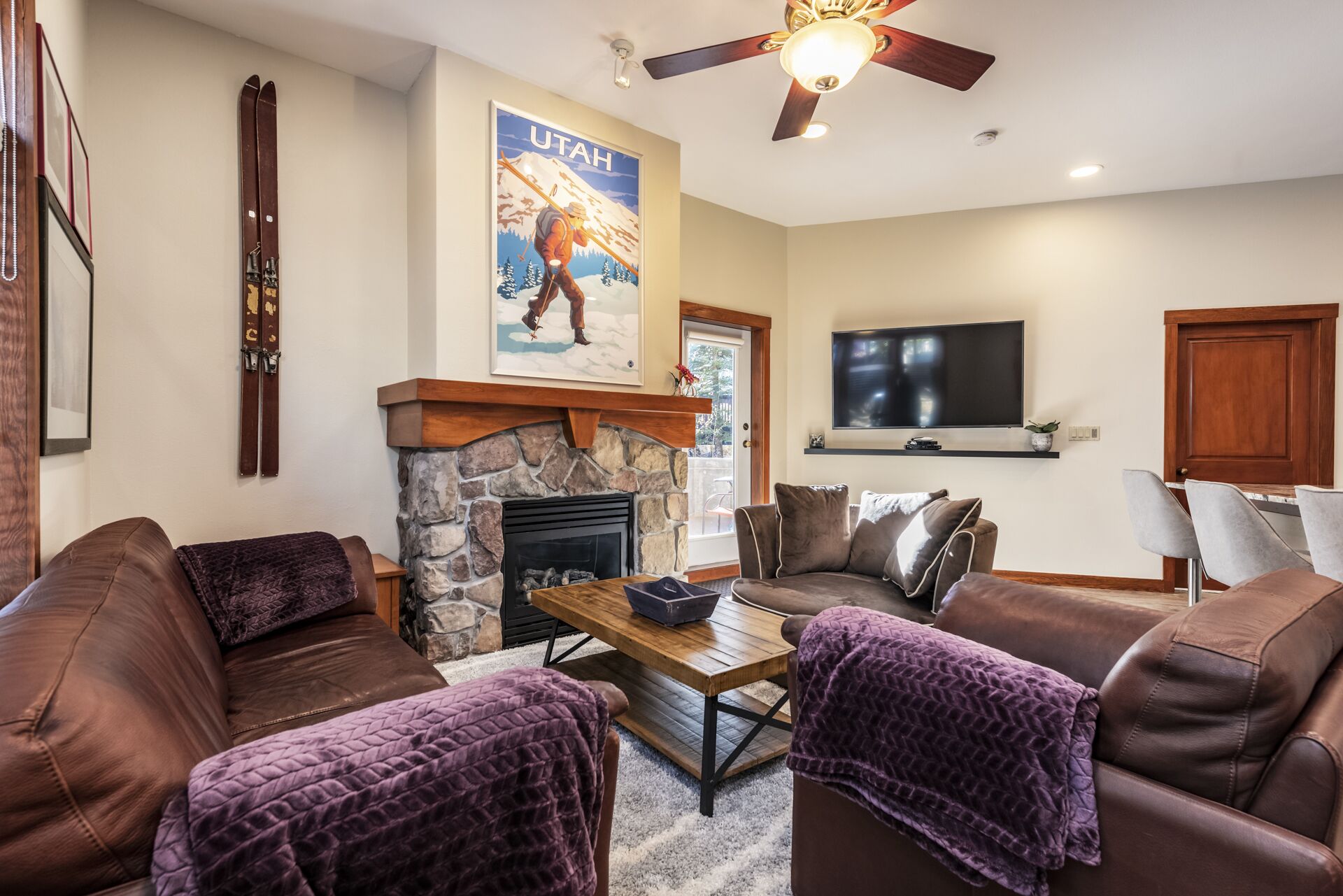 Luxury Condo steps from Ski Lifts