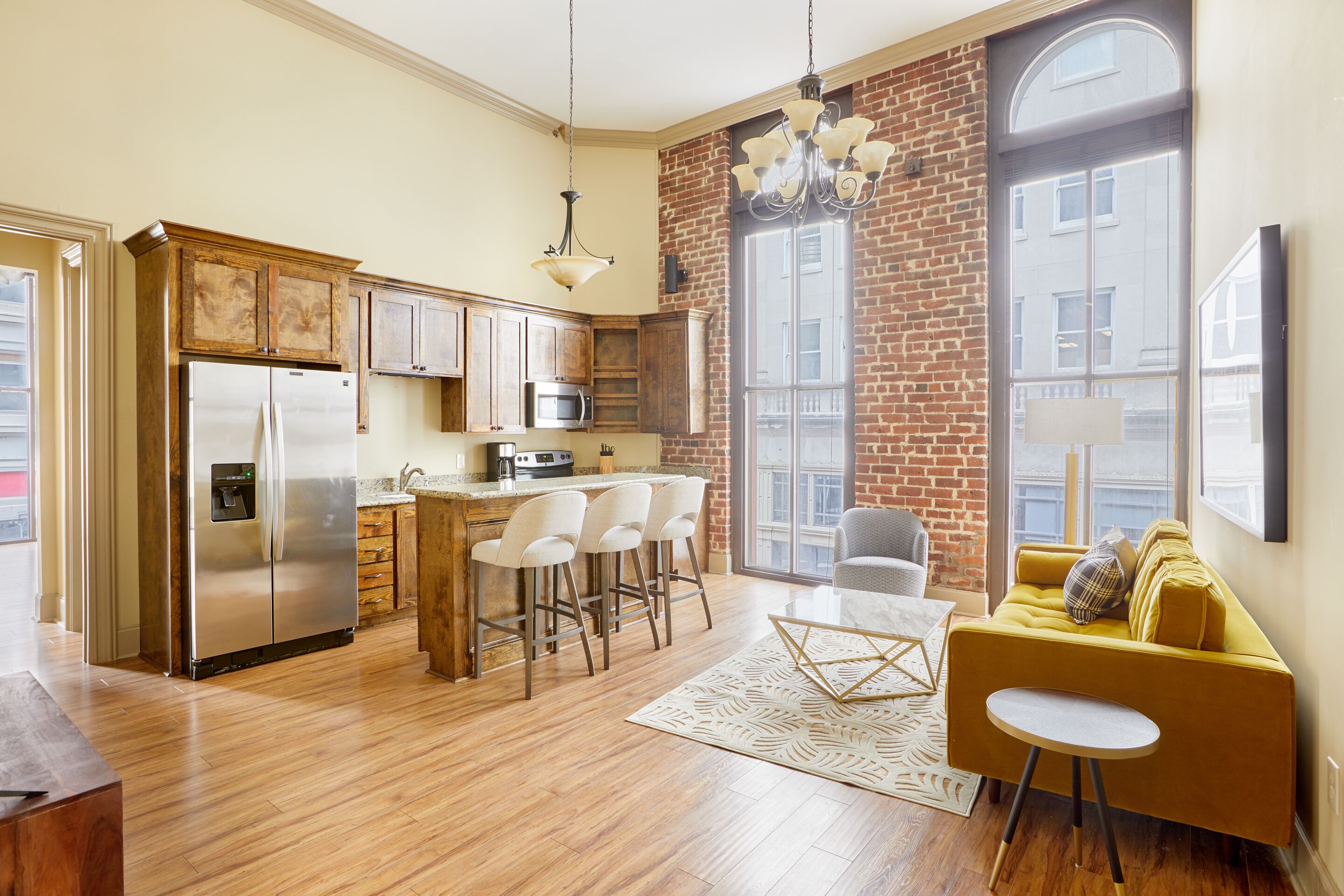 Sonder The Baronne | One-Bedroom Apartment