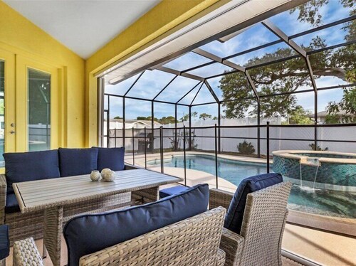 Relax`n - South Venice, pool and spa home