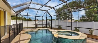Relax`n - Beautiful newer South Venice home with pool and spa
