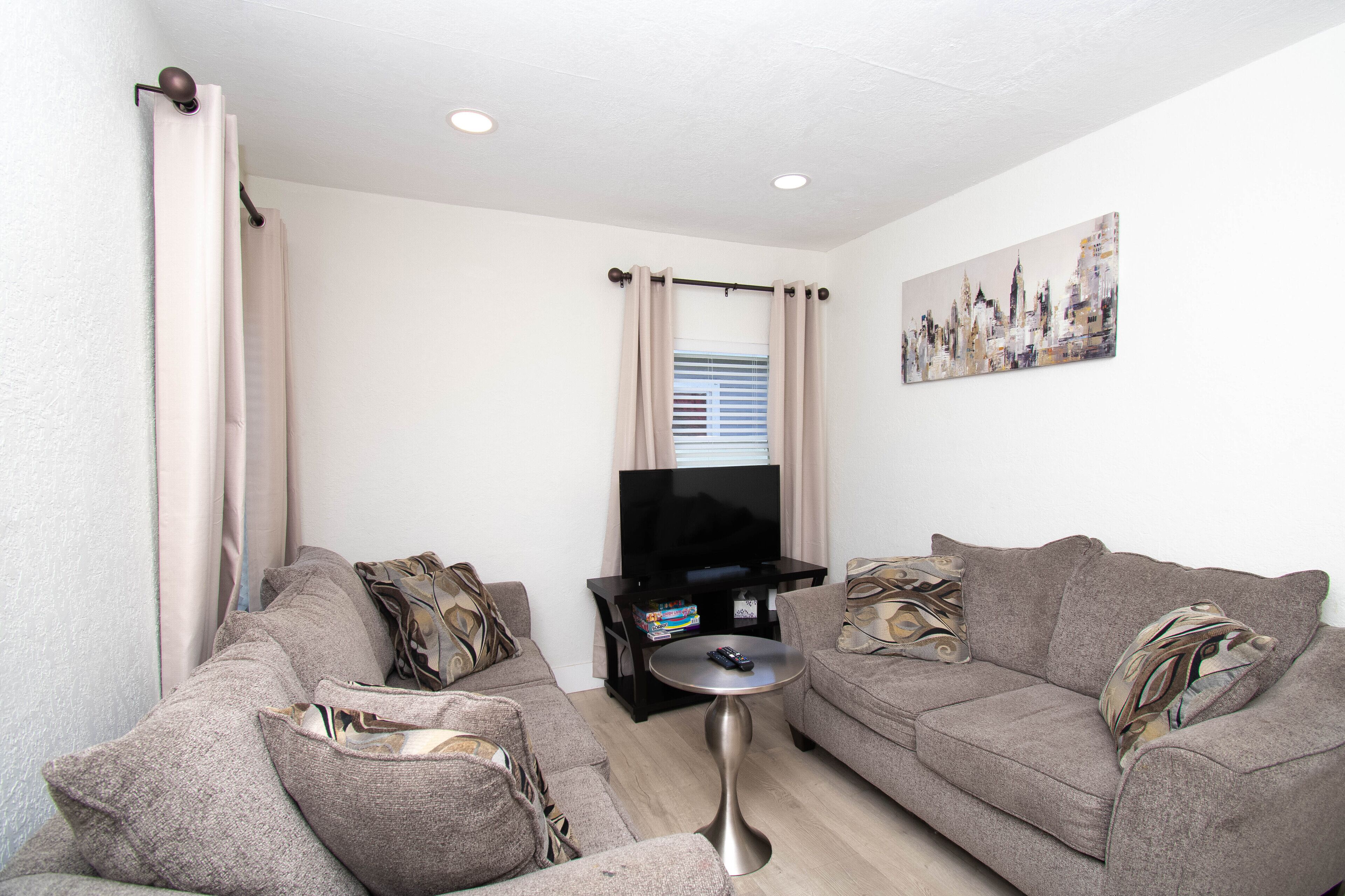 MINUTES FROM THE BEACH!